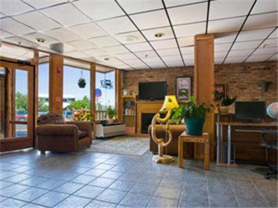 Howard Johnson By Wyndham Helena Interior foto